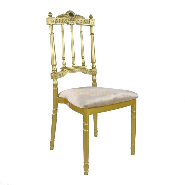 Castle Design Back Golden Iron Chiavari Wedding Event Chair Hotel Dining Chair