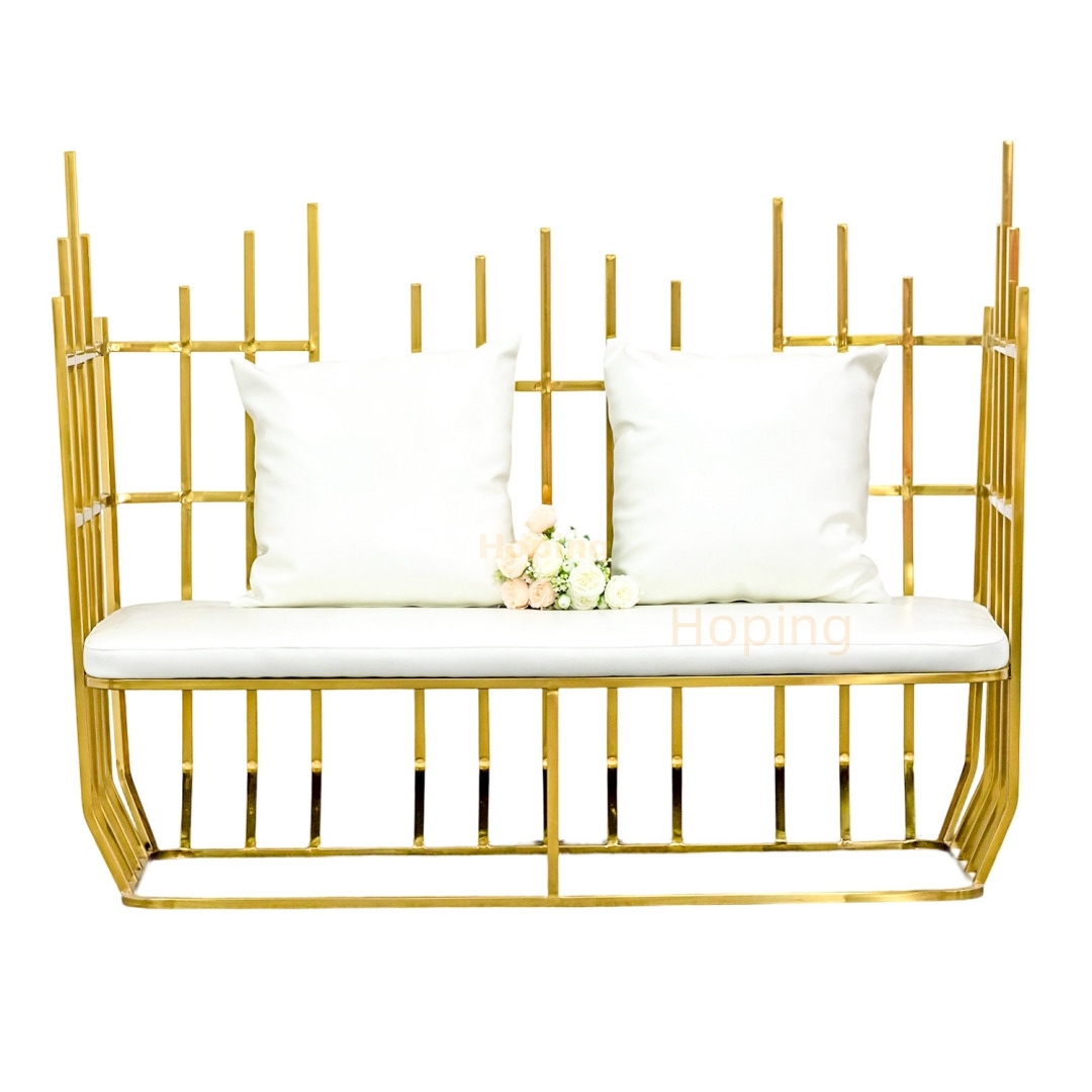 Wedding Supplies Golden Stainless Steel Love Seat Sofa Wedding Stage Sofa for Bride and Groom