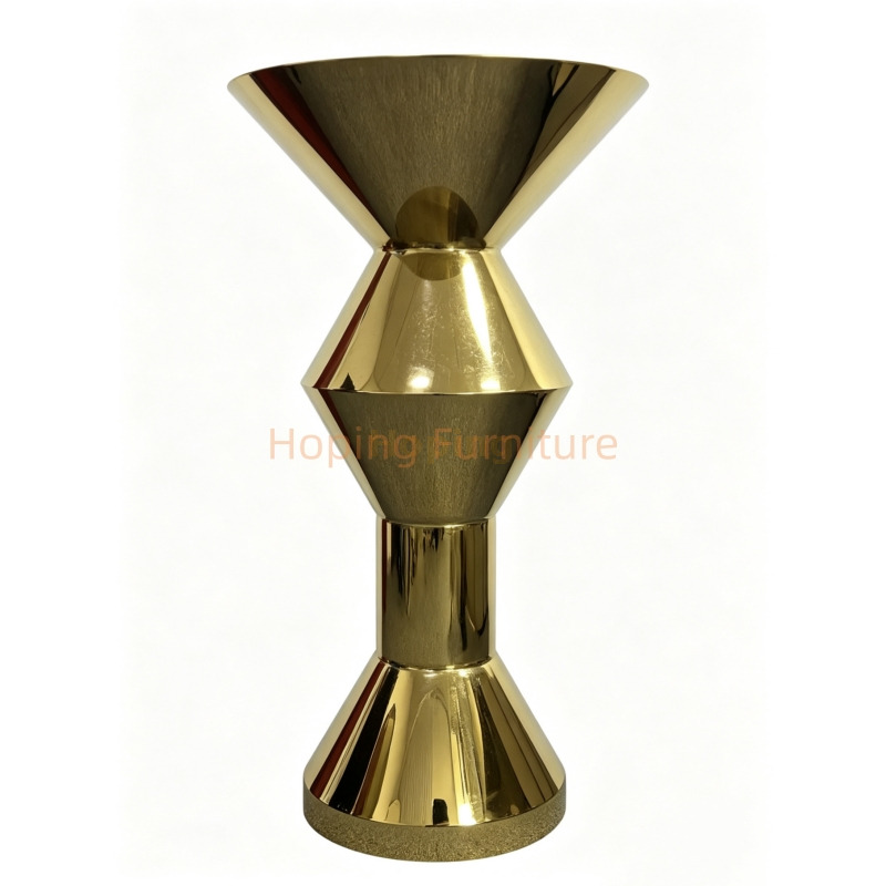 2026 New Luxury Gold Stainless Steel High Bar Table Modern Cone Shape Cocktail High Top Table for Wedding Hotel Bar Party