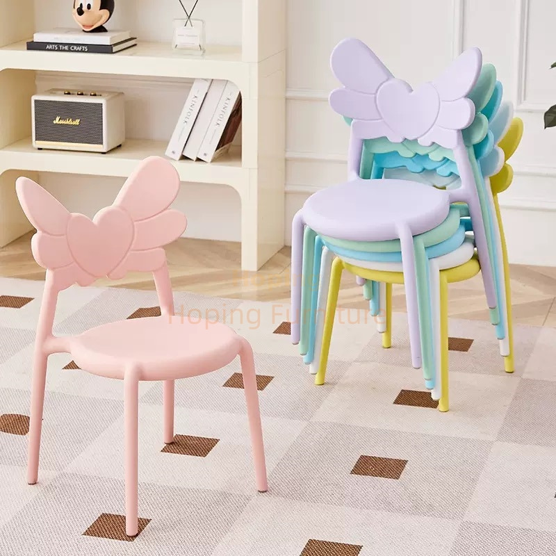 Pink Plastic Kid Chair Angel Wing Heart Shaped Back Toddler Seat Baby Chair for Playroom Themed Party European Style Family Dininers Dining Chair