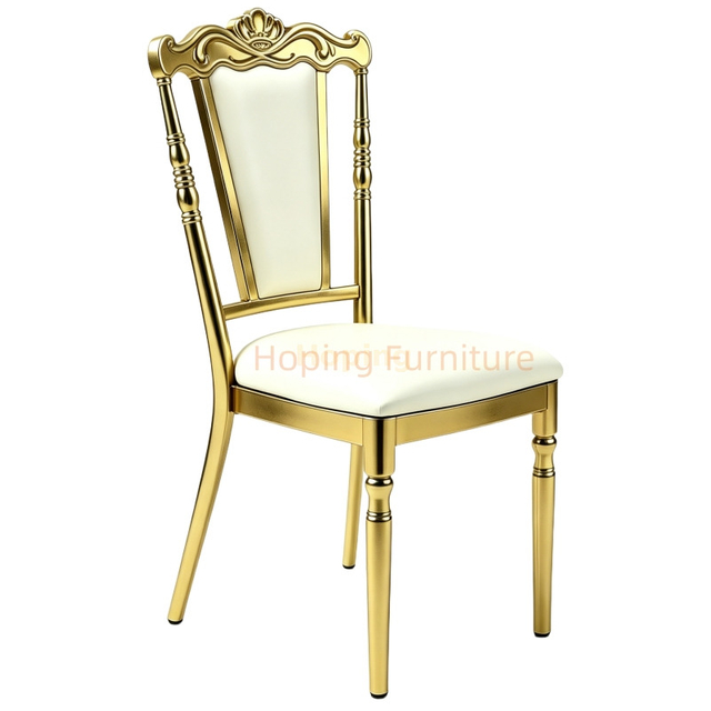Luxury Golden Carved Metal Wedding Chair with White Upholstery for Banquet Hotel Events Hotel Furniture Restaurant Chair Hot Sale Leather Iron Dining Chair