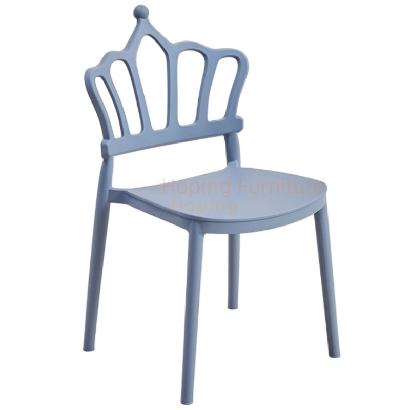 White Crown Shape Plastic Kids Chair Hollow Back Children Chair for Party Kindergarten Home Modern White Plastic Frame Dining Chair