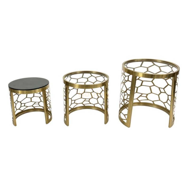 3 PCS Nesting Gold Stainless Steel Side Table Set Hollow Pattern Round End Tables Combine or Separate Use Luxury Accent Table for Hotel Living Room Coffee Table