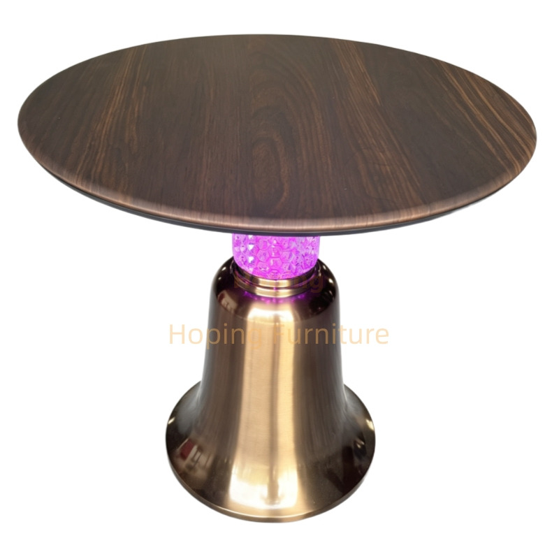 Wholesale 60cm Round Light up Cocktail Table Bluetooth Music Function Simple Side Table Coffee Table Wih Antique Brass Base Wood Grain Top Party Table